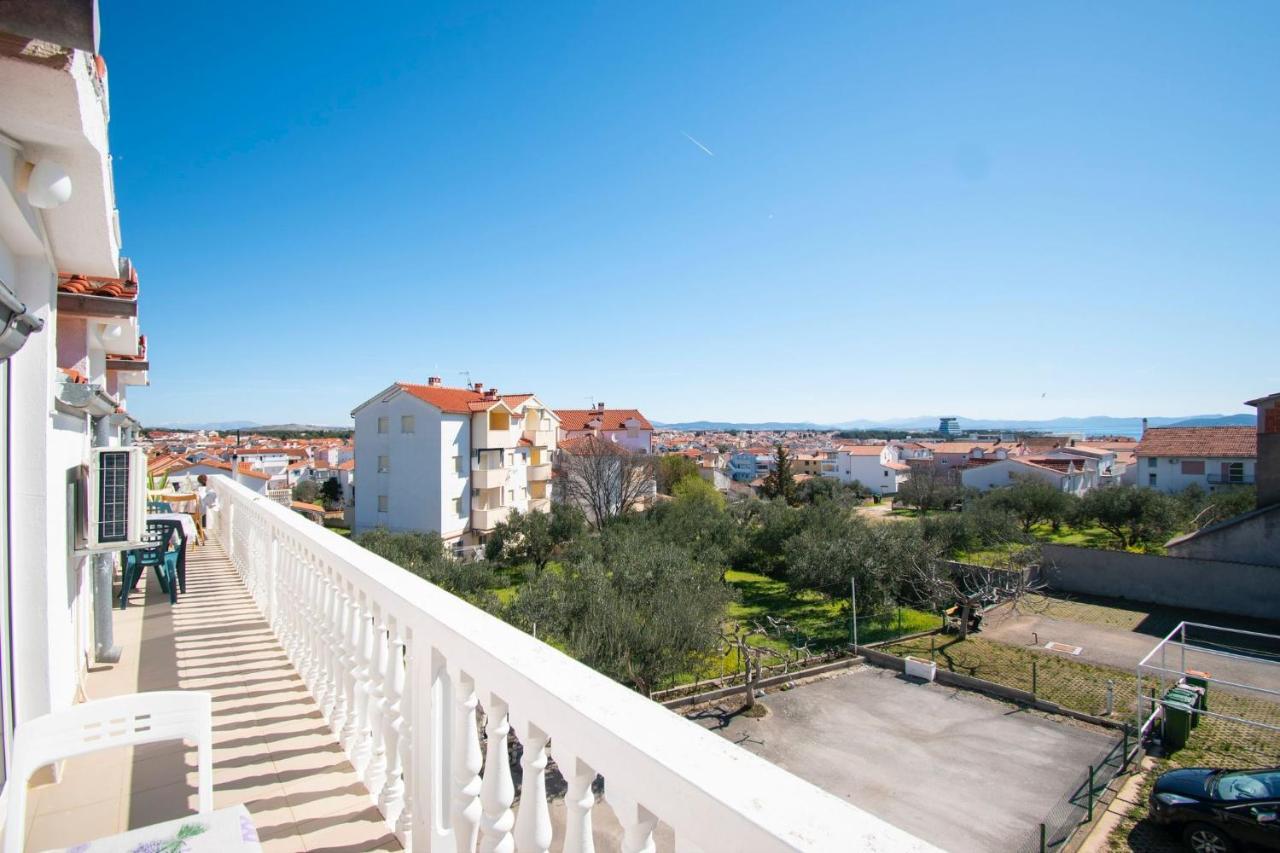 Family Holiday Apartments Lucia Vodice Buitenkant foto