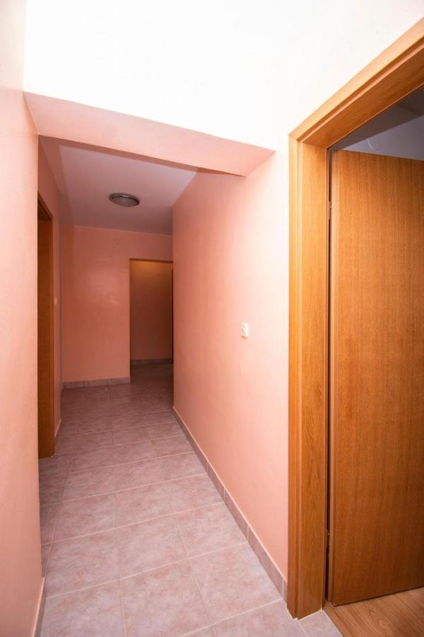 Family Holiday Apartments Lucia Vodice Buitenkant foto